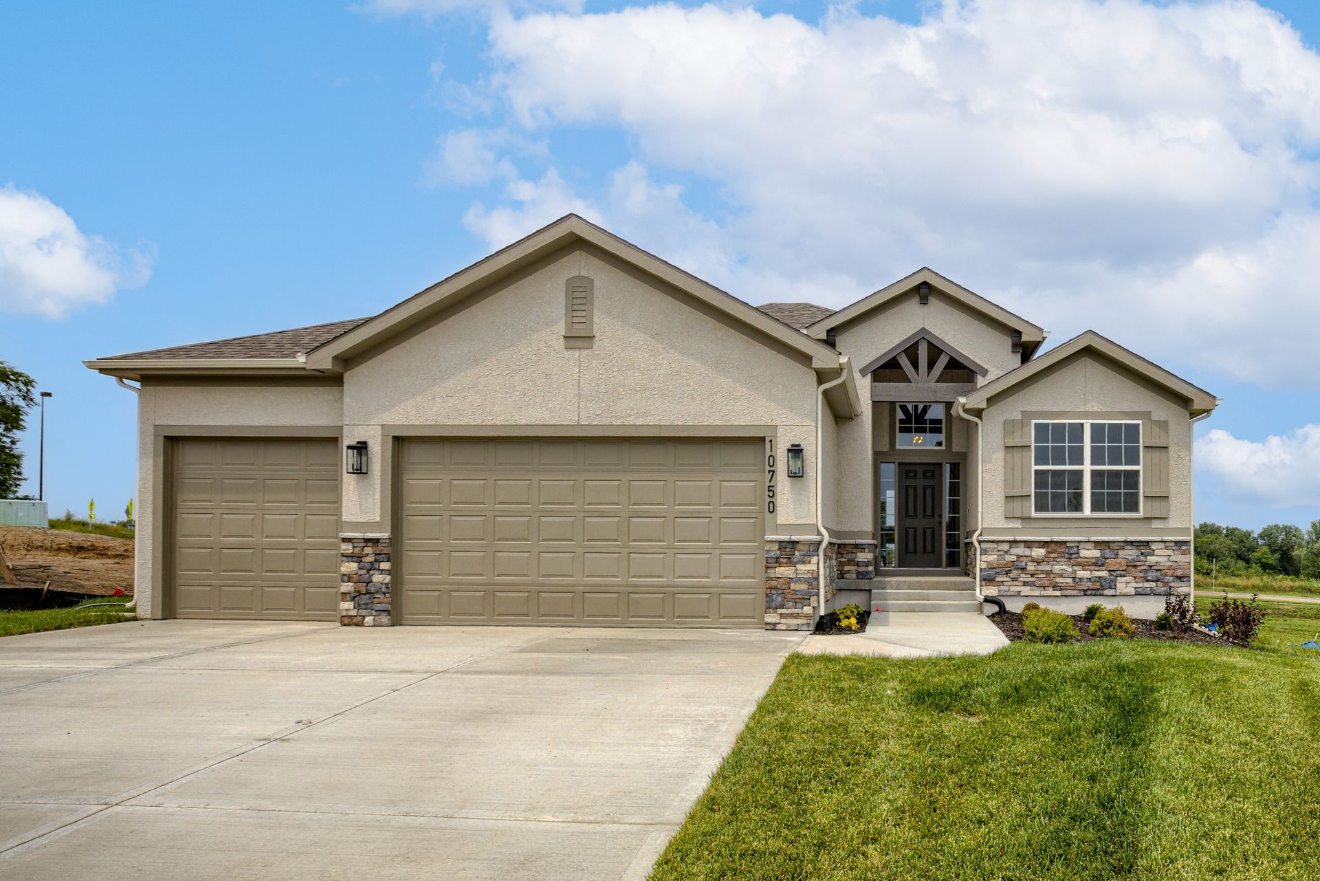 SAB Construction, LLC — 10750 N Bell St