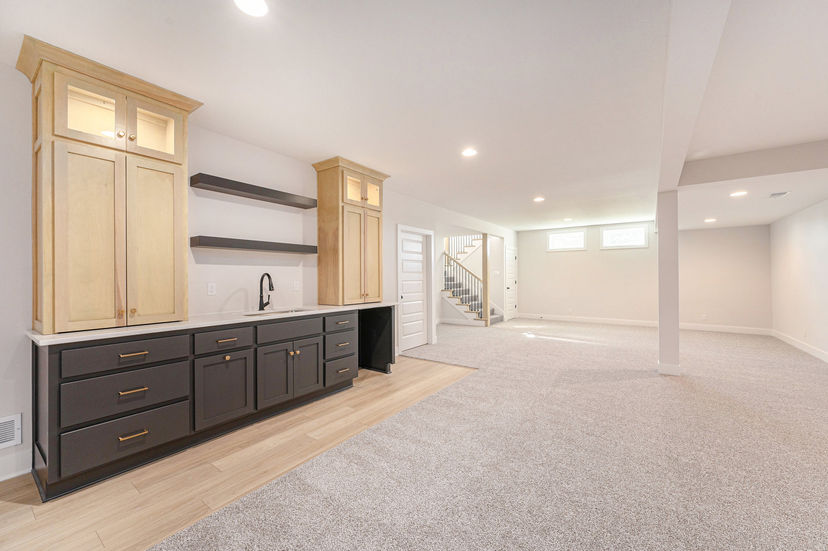 Lamendola Custom Homes LLC — 18400 Monrovia St