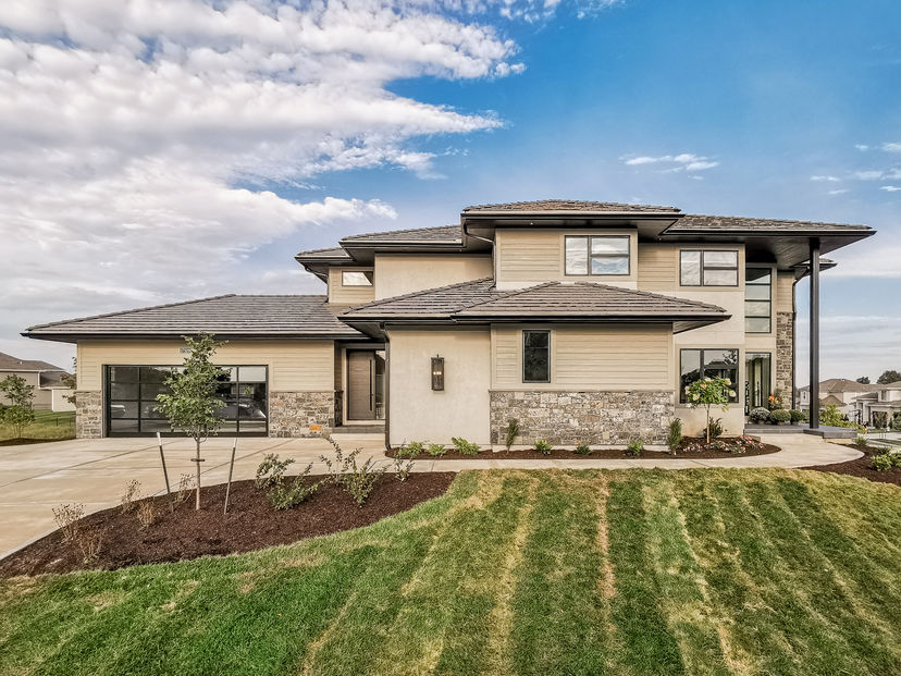 Don Julian Builders, Inc. — 17329 Larsen St