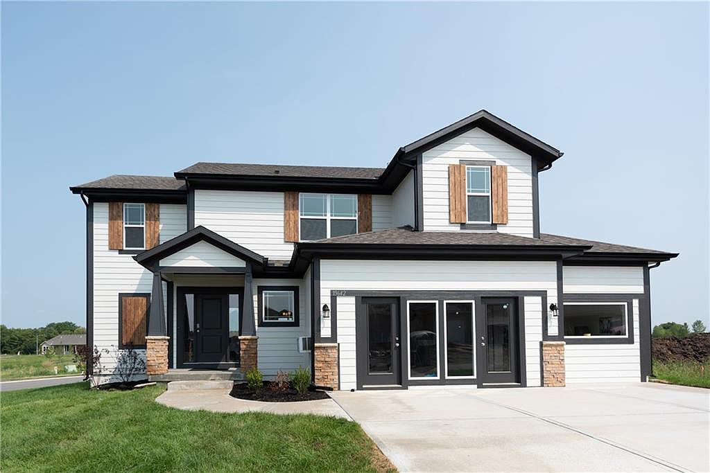 Shepard Homes — 19642 W 196th Ter