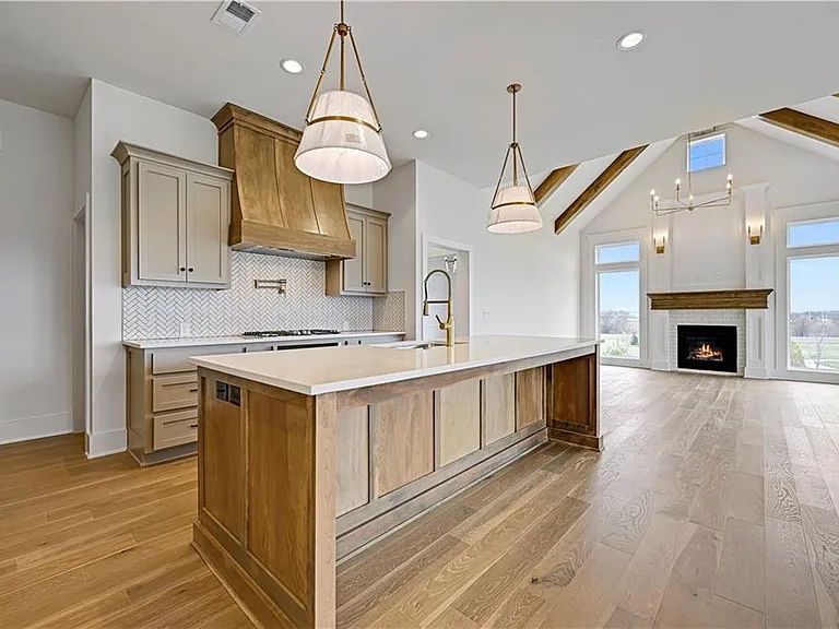 Chapel Hill Villas — 13431 W 174th Ter