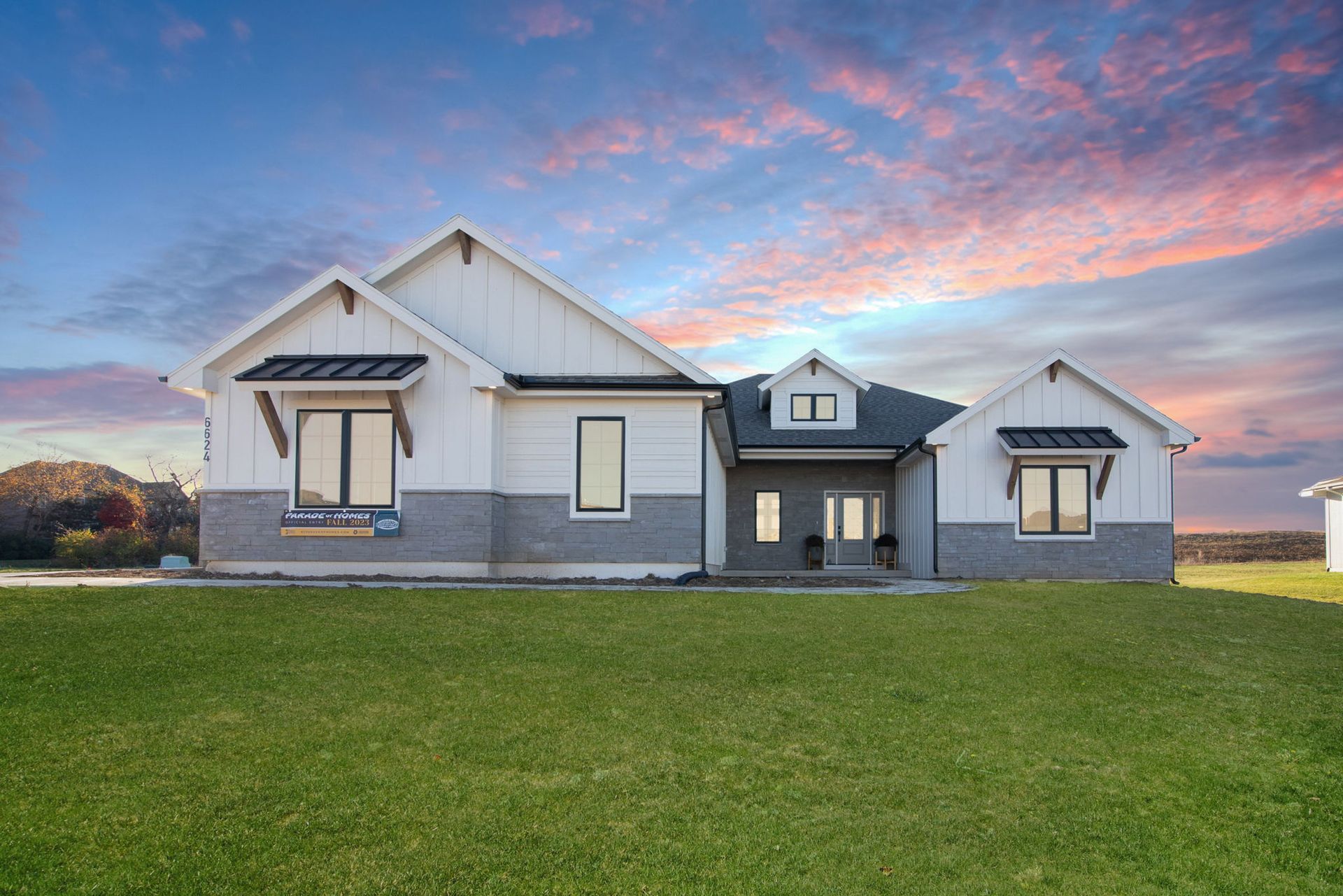 Dreams & Design Building — 6624 Belmont Dr