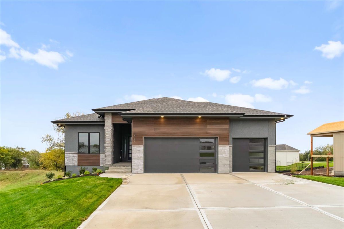 Inspired Homes LLC — 14511 S Dawson St
