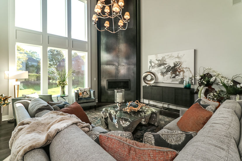 Don Julian Builders, Inc. — 5947 N Cosby Ave