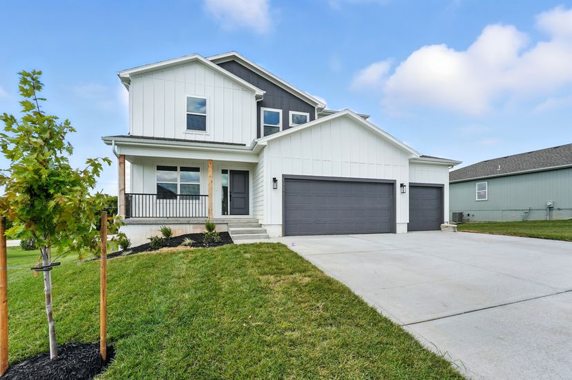 Avital Homes — 1933 SW Merryman Dr