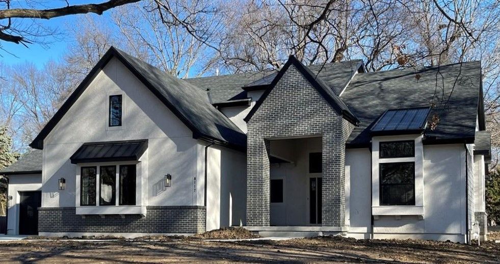 James Engle Custom Homes — 8117 Lee Blvd