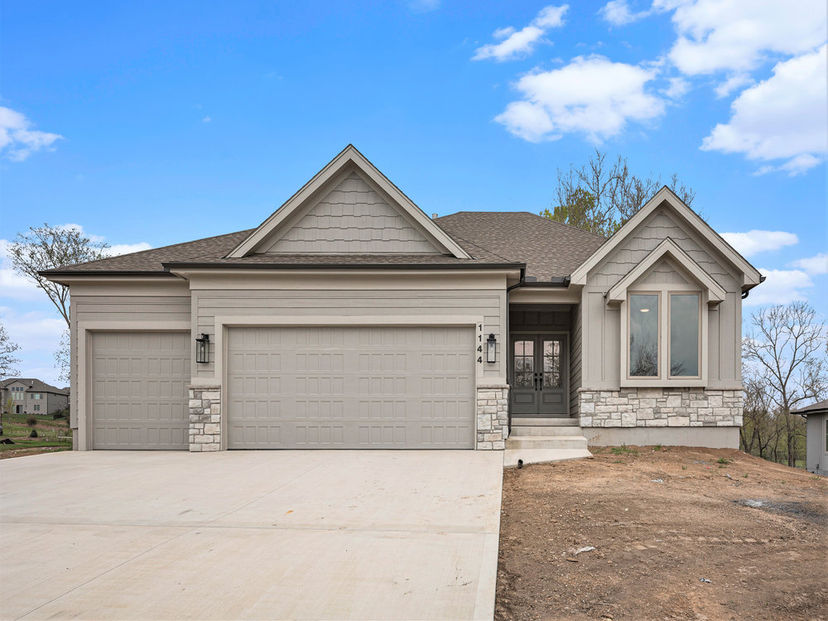 Spellerberg Custom Homes — 3218 SW Enoch St