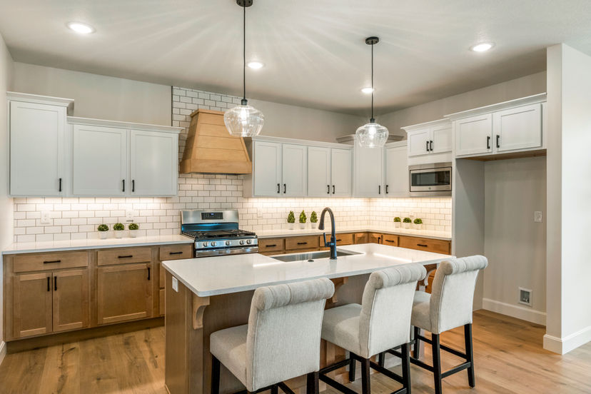 Drippé Homes Inc — 12561 S Sunray Dr