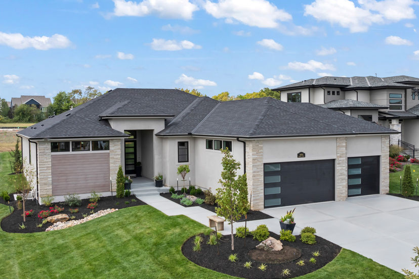 Willis Custom Homes, Inc. — 16924 Rosehill St