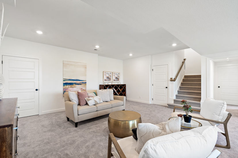 Summit Homes — 10710 N Holly St