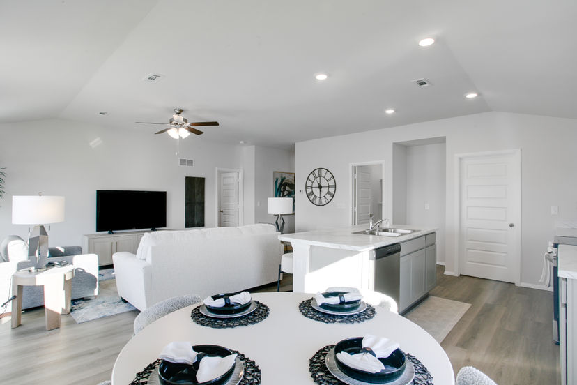 Lennar — 37887 W 207th Ter