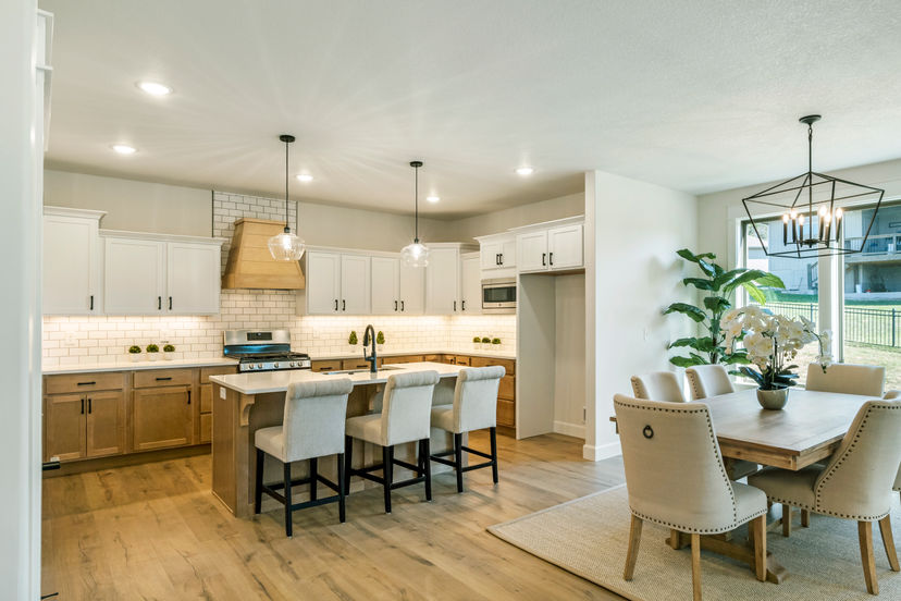 Drippé Homes Inc — 12561 S Sunray Dr
