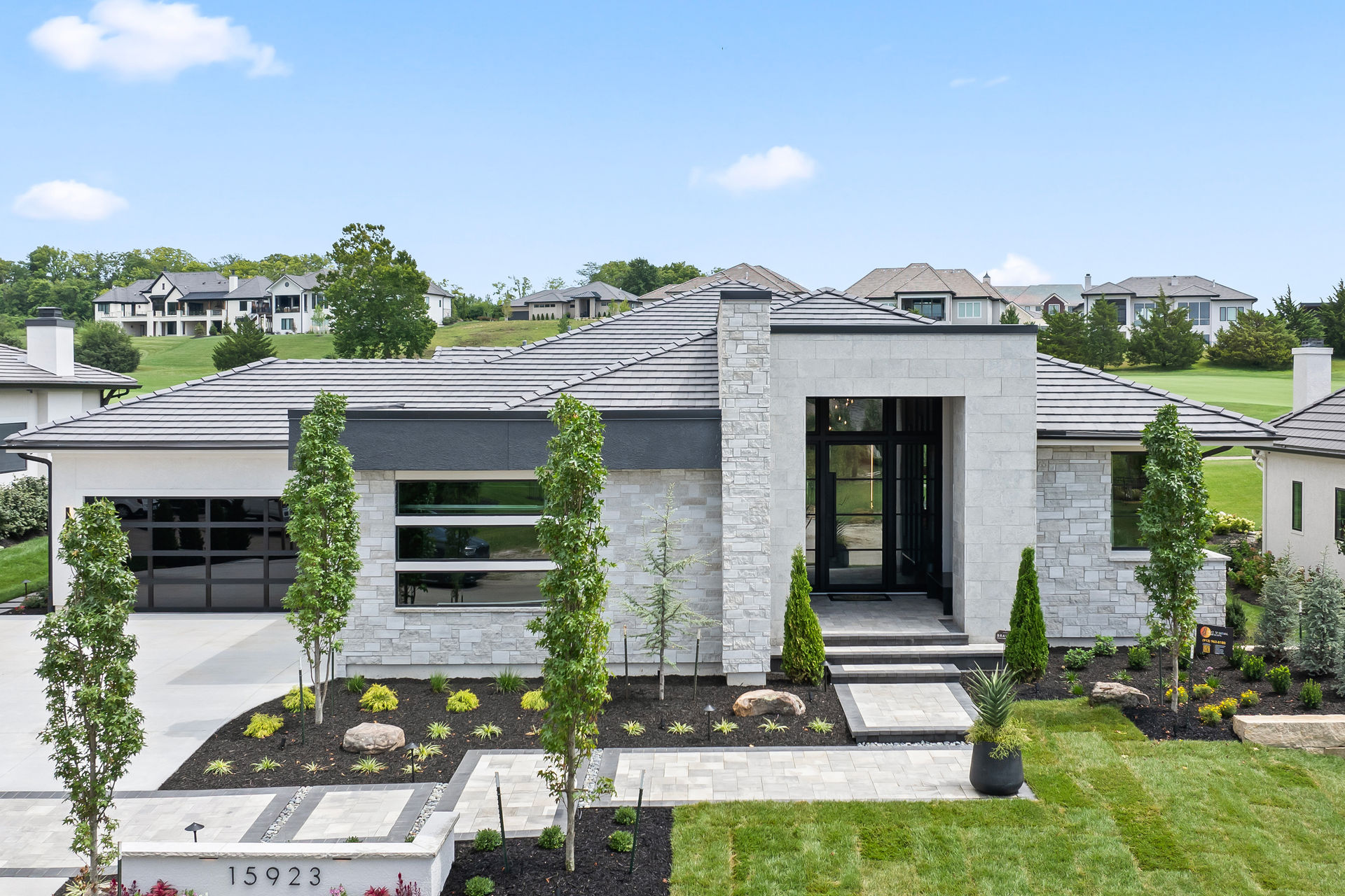 Willis Custom Homes, Inc. — 15923 Glenfinnan Way