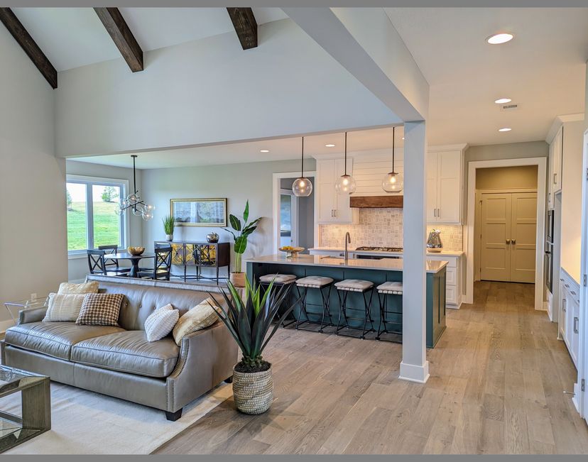 Riffe Custom Builders, LLC — 14914 Windsor St