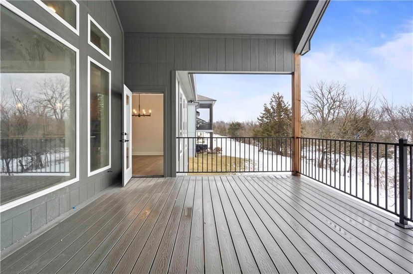 Dreams & Design Building — 1609 SW 27th St