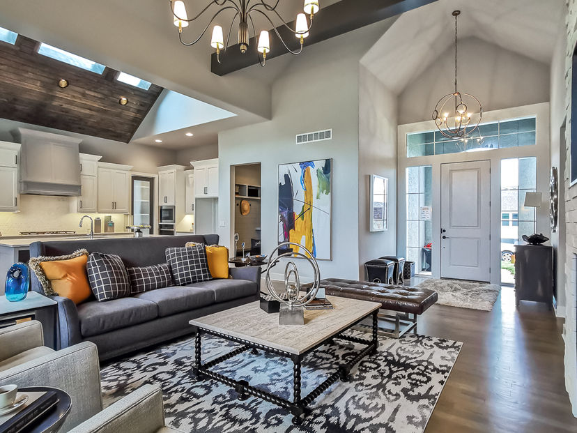 Don Julian Builders, Inc. — 10909 W 172nd St