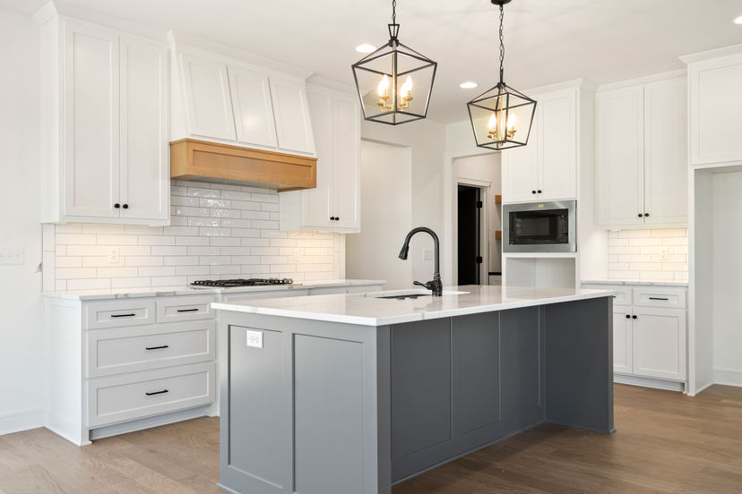 JFE Construction — 1624 SW 27th St