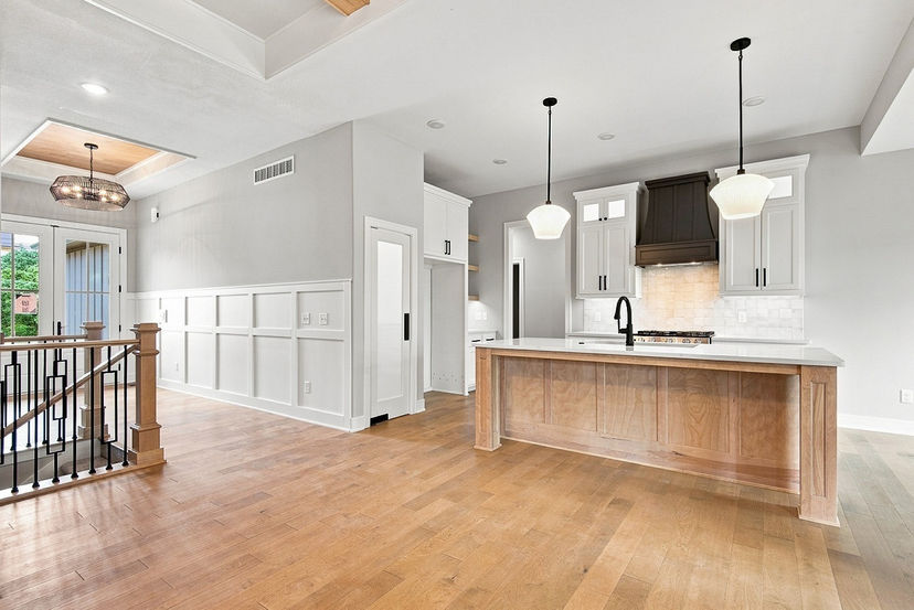 Legacy Homes of KC — 5888 NW Black Oak Ct