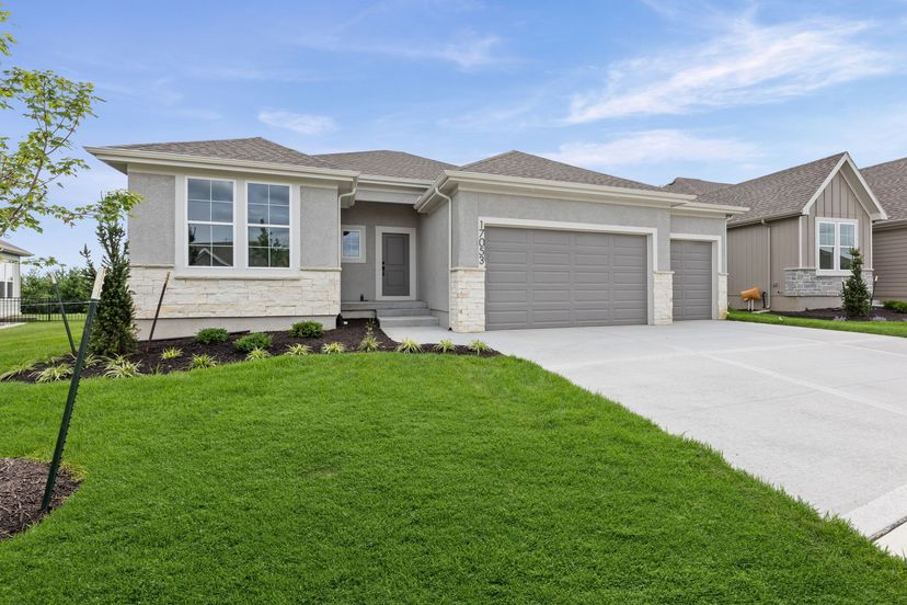 Harlow Homes, LLC — 17053 W. 168th Pl