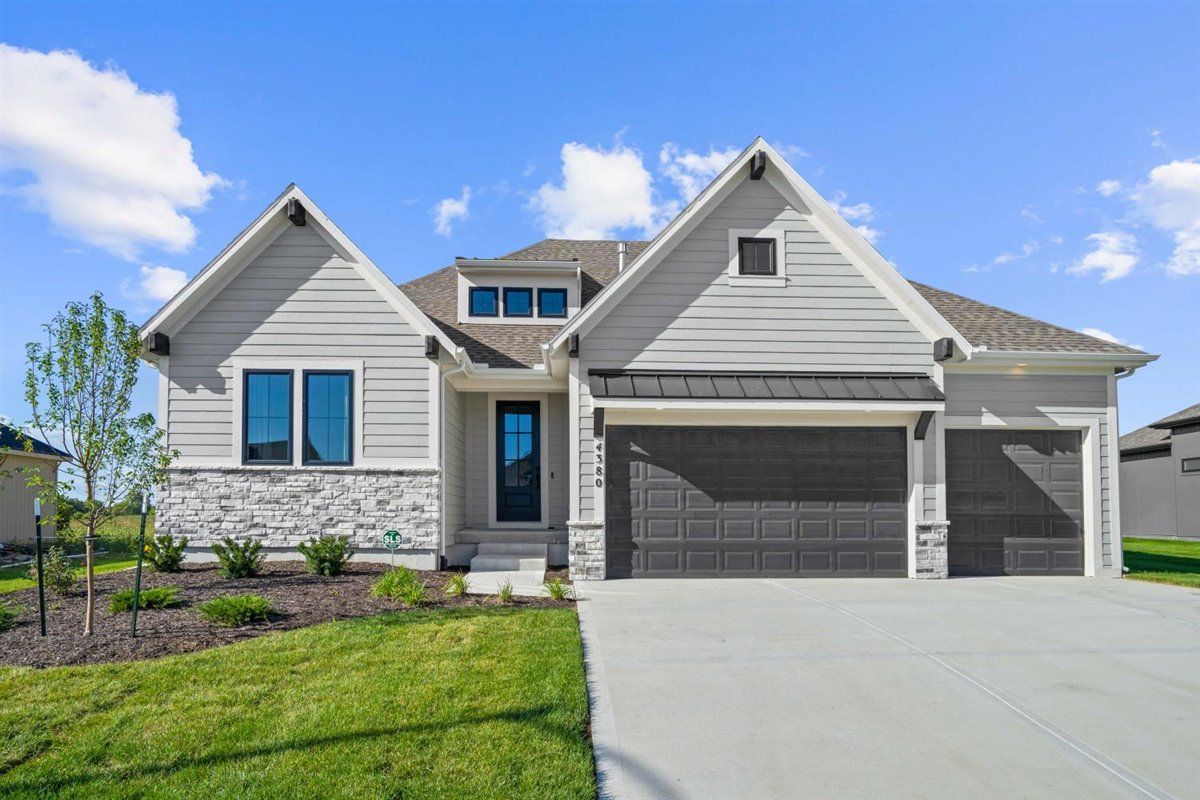 Roeser Homes — 4380 Aspen Dr