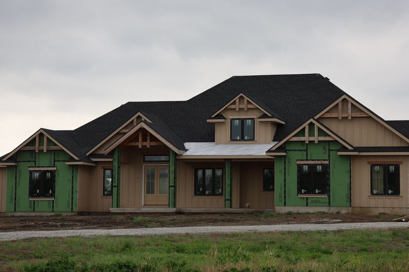 Dreams & Design Building — 10505 Stonehaus Dr