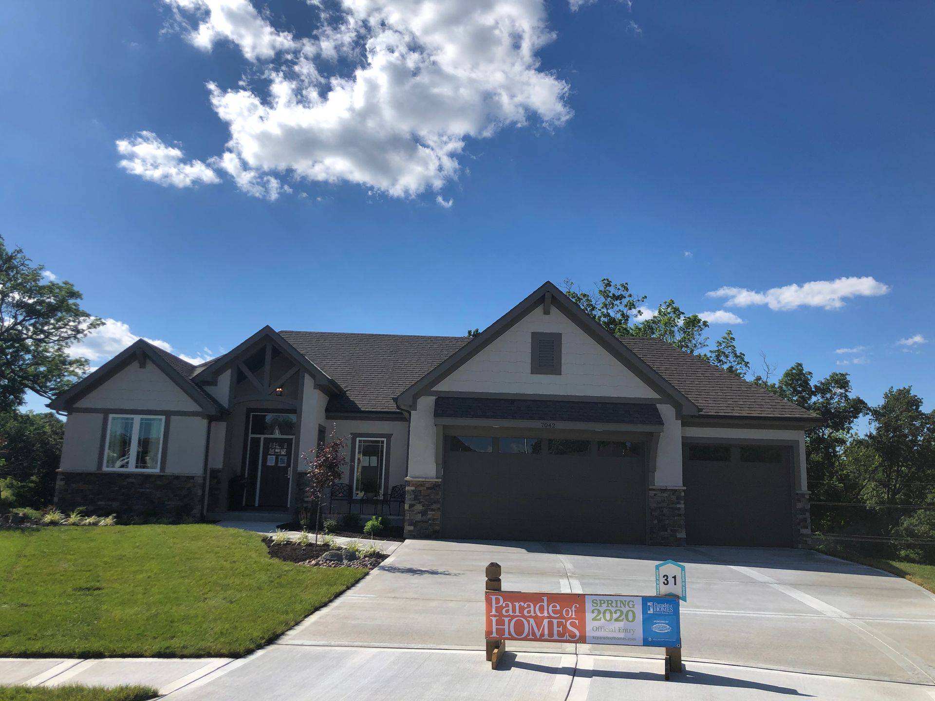 John Shilt Homes, Inc. — 7042 N London Ave.