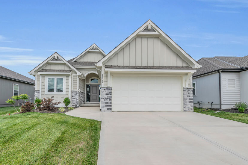 SAB Construction, LLC — 10718 N Bell St