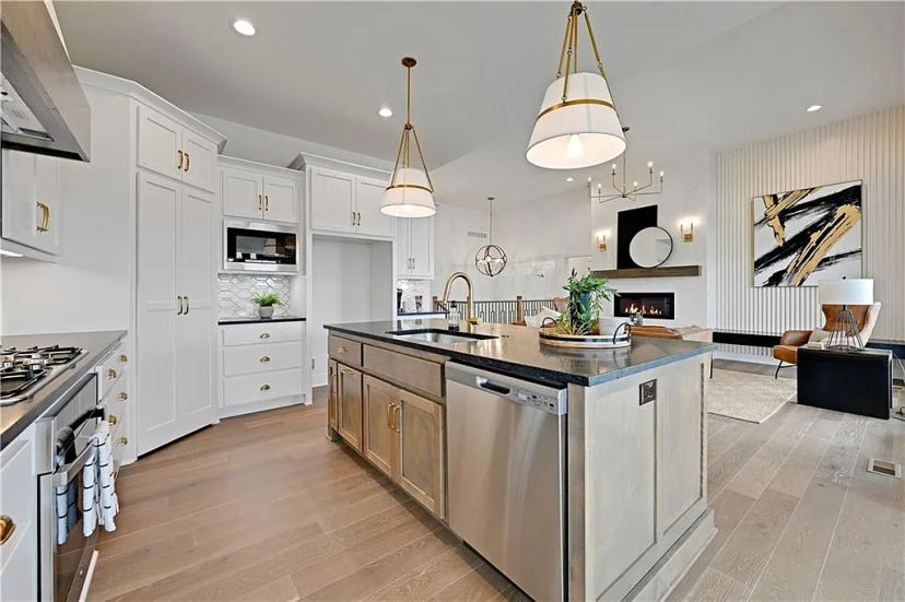 Chapel Hill Villas — 13407 W 174th Ter