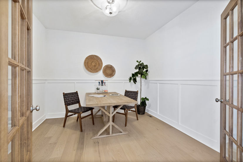 Summit Homes — 118 NW Grady Ct