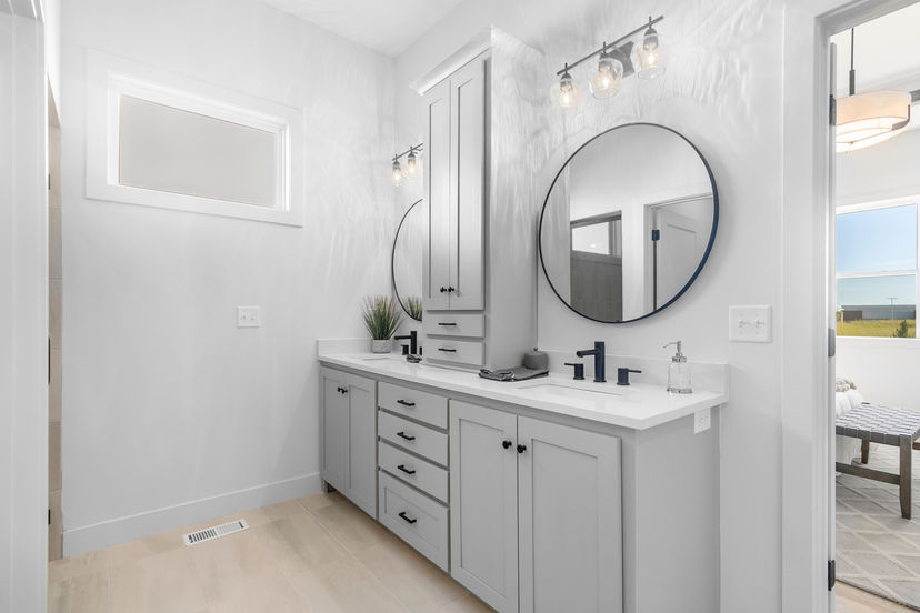 Chris George Homes — 17515 W 165th St