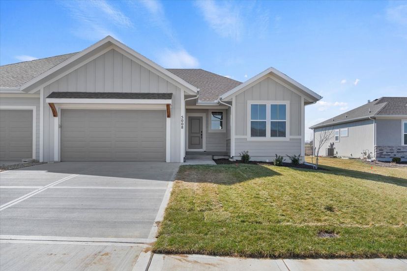 Roeser Homes — 4965 146th St