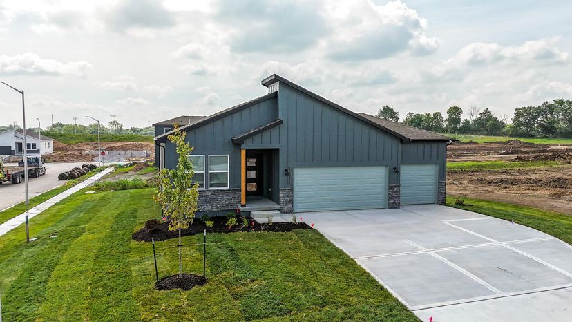 Summit Homes — 10523 N Jarboe St
