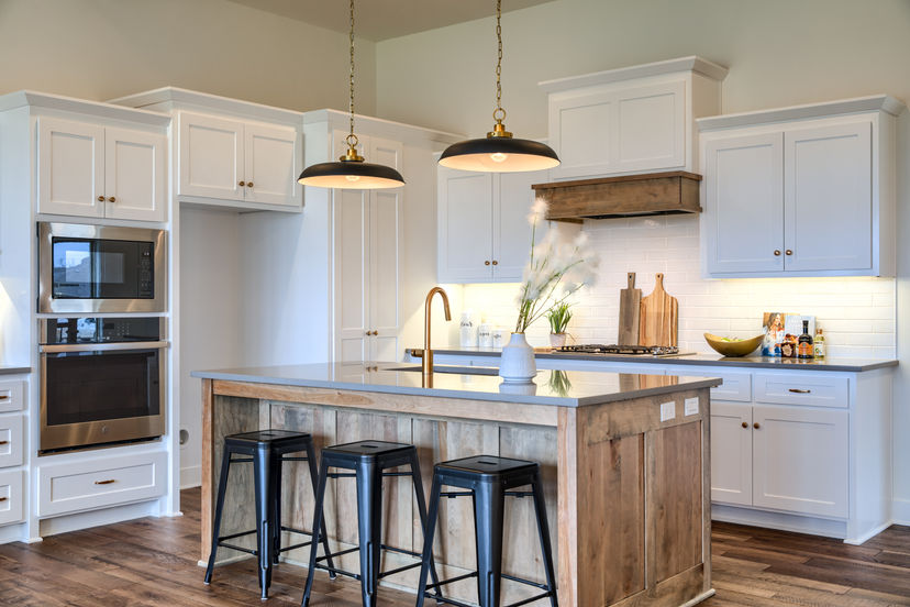 SAB Construction, LLC — 16457 S Stagecoach St