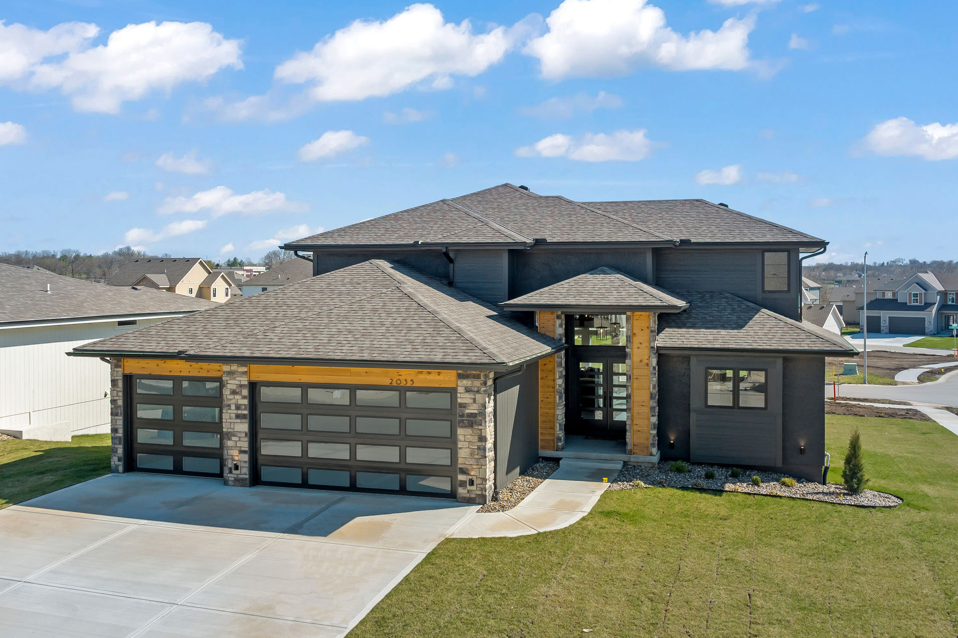 Walker Custom Homes — 2035 SW Wheatfield Ct