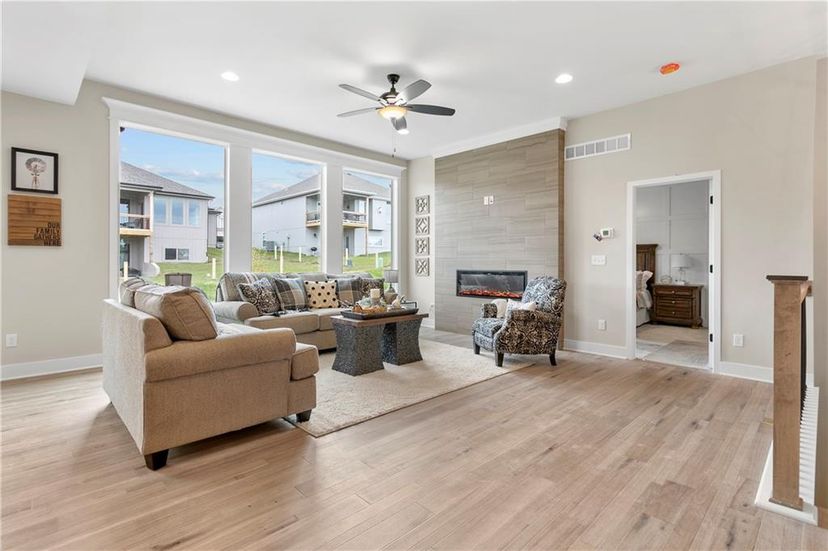 Dave Richards Homebuilding, Inc. — 2347 NE Skopelos Ct