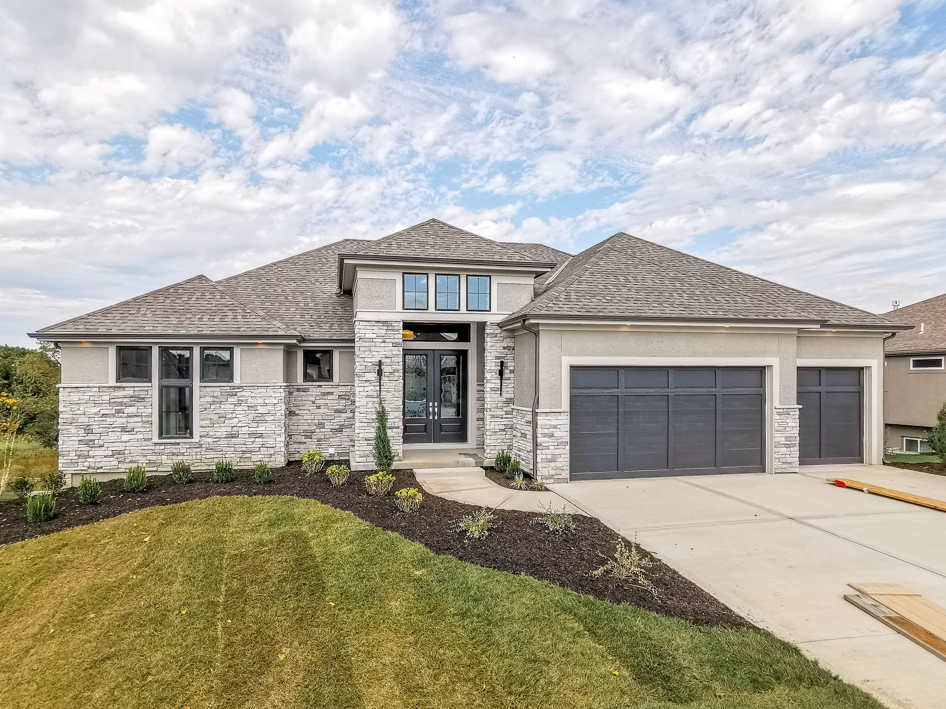 Don Julian Builders, Inc. — 10237 N Bellefontaine Ave