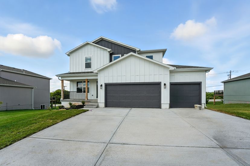 Avital Homes — 1933 SW Merryman Dr