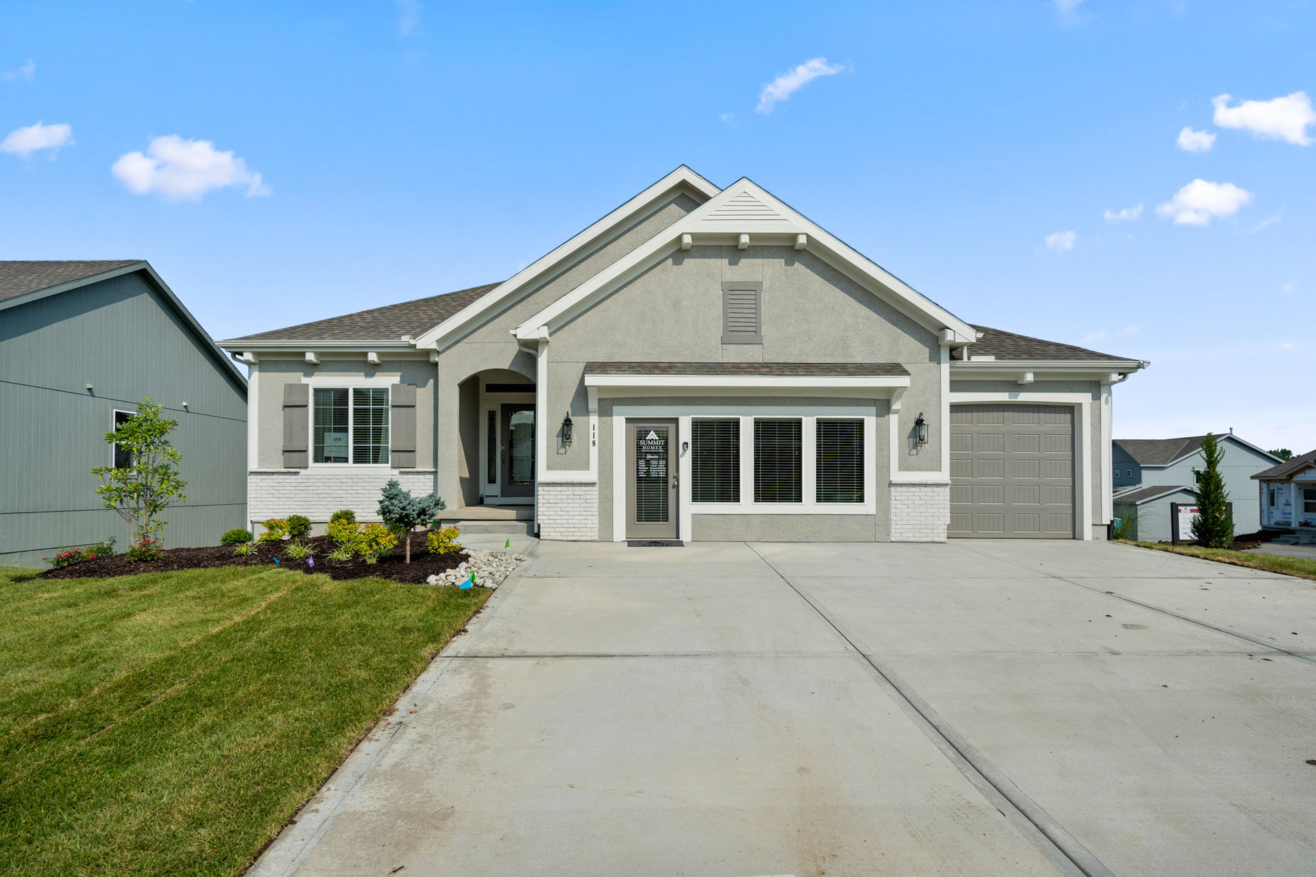 Summit Homes — 118 NW Grady Ct