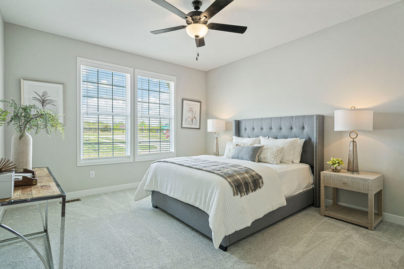 Ashlar Homes — 400 SW Hawthorne Ln