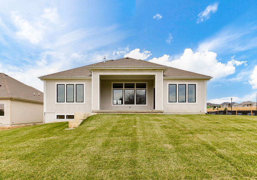 Roeser Homes — 10845 S Shady Bend Rd