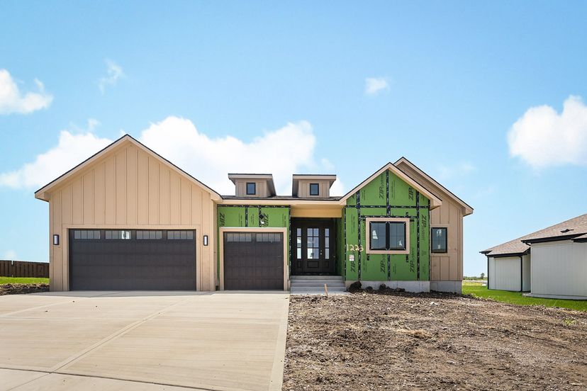 NEW LEAF CONSTRUCTION LLC — 1223 Larkspur Pl