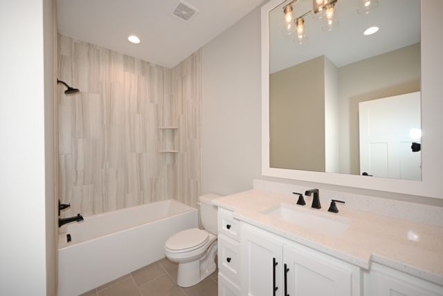 Jamison Homes — 12680 NW Bittersweet Dr