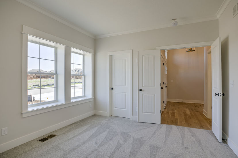 Symphony Homes, LLC — 11570 S Montclaire Dr
