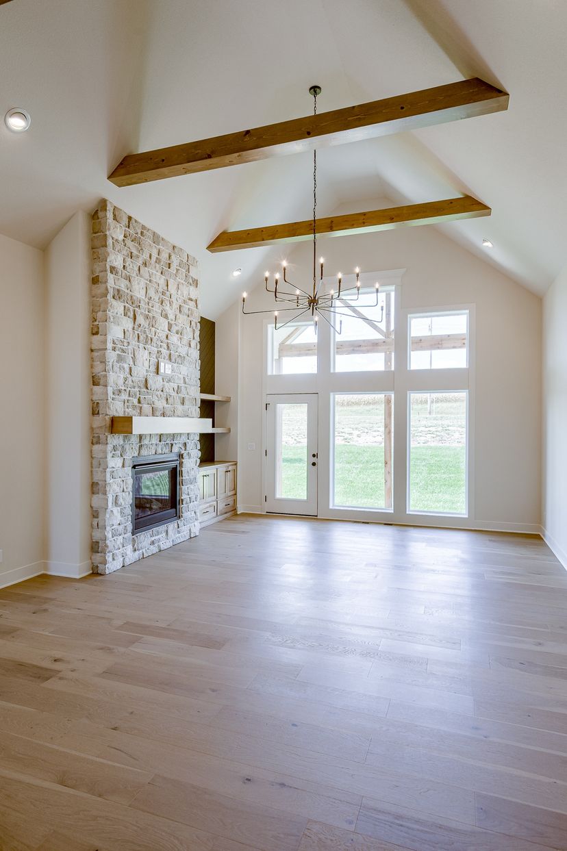 SAB Construction, LLC — 10718 N Bell St