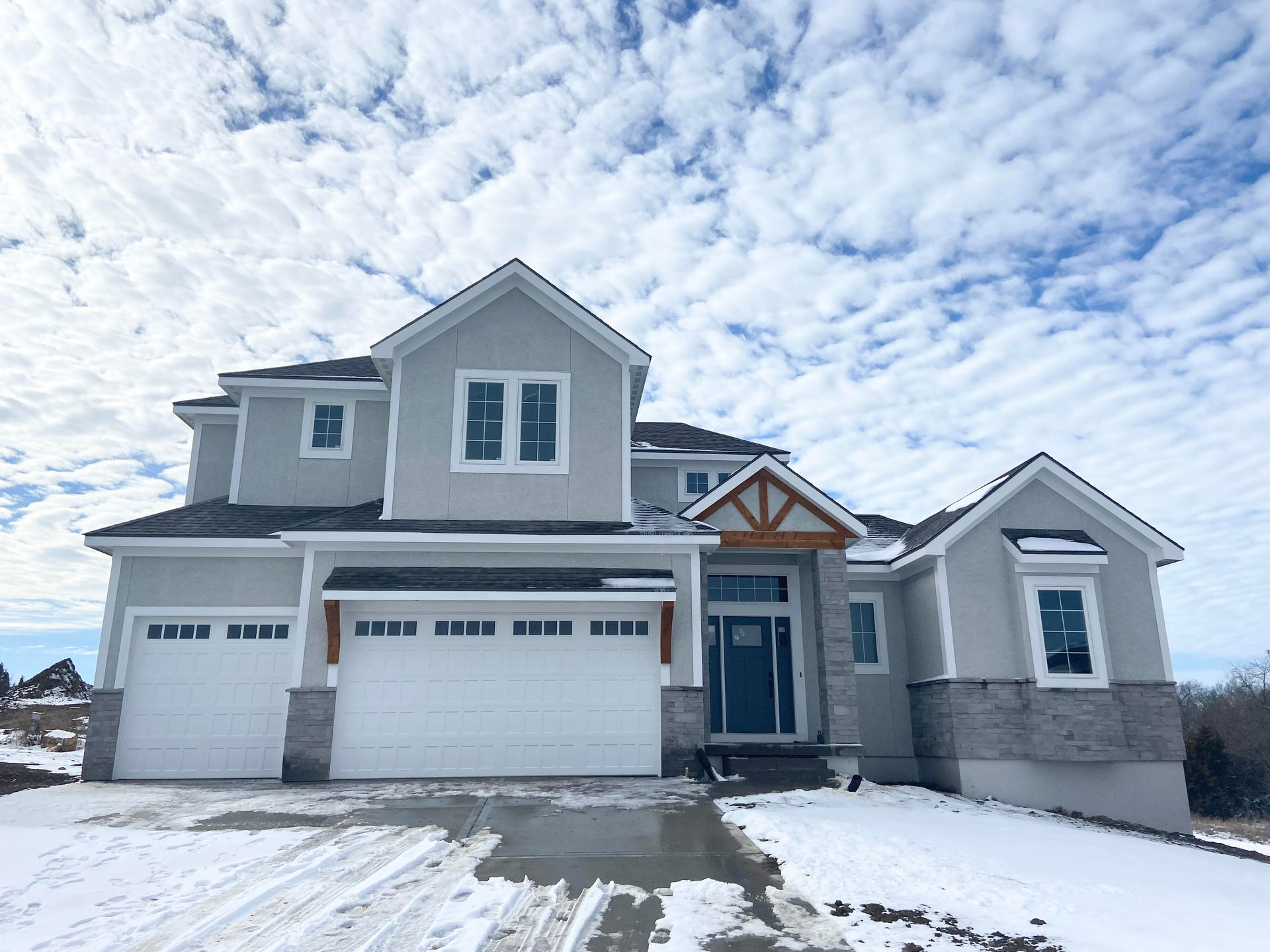 Symphony Homes, LLC — 11430 S Sunnybrook Blvd