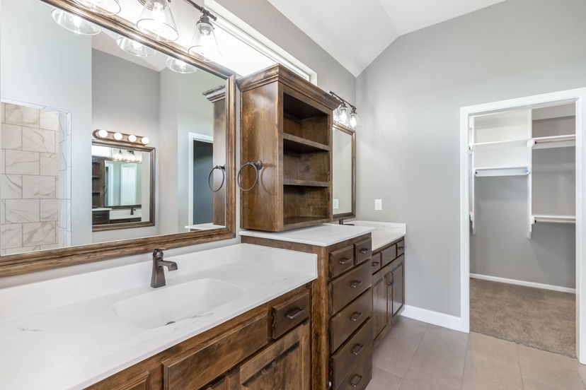 Dave Richards Homebuilding, Inc. — 4712 SE Reda Ct
