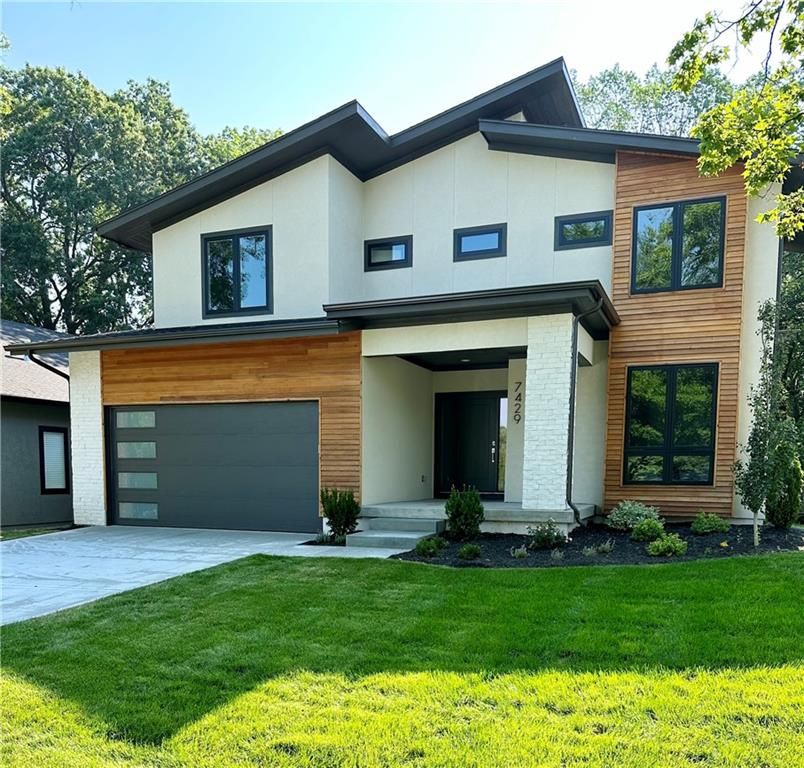 Lambie Homes — 7429 Ash St
