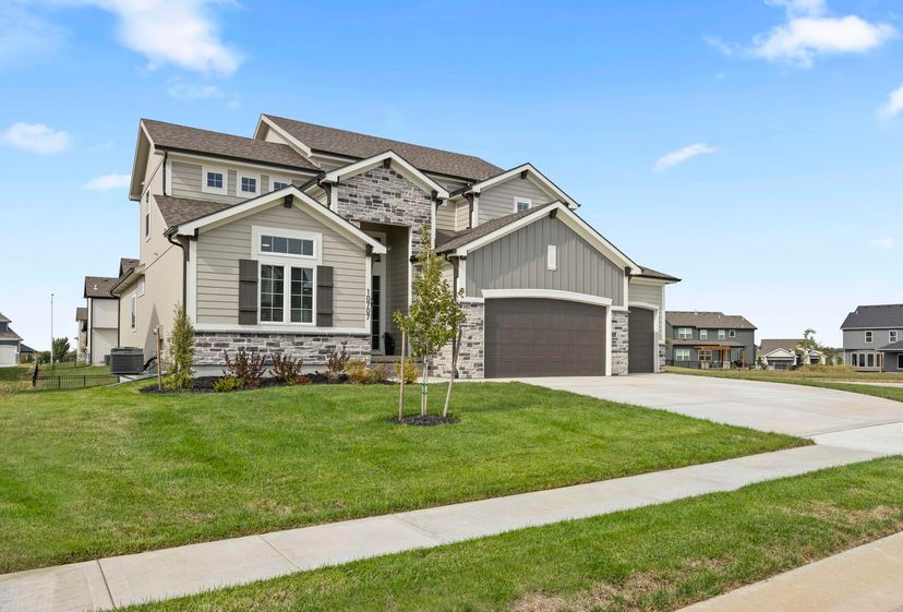SAB Construction, LLC — 10707 N Fairmount Ave