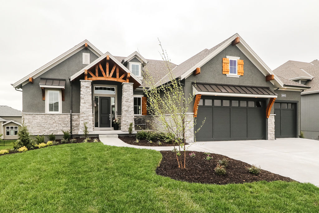 Don Julian Builders, Inc. — 10809 W 172nd St