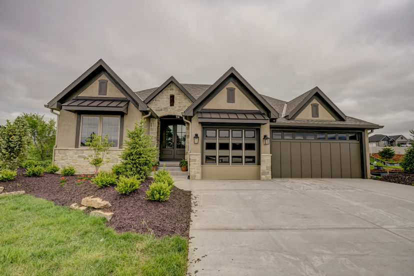 Riffe Homes — 912 Savannah Ln